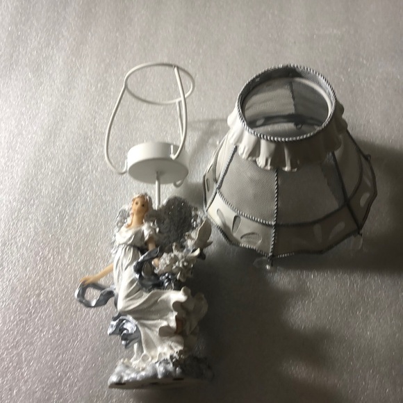 Home interiors shiny glitter Angel tea light stand - Picture 3 of 15